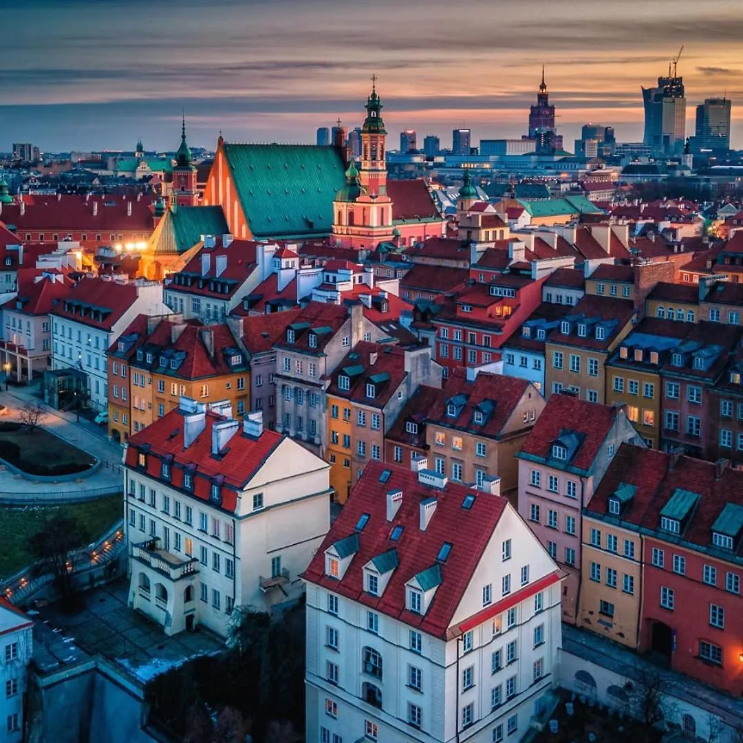Volvo View Fast Wifi 1 Gbs 80'Tv Netflix Hbo Skyshowmax Warsaw